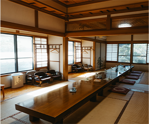 貸し切り（50名）